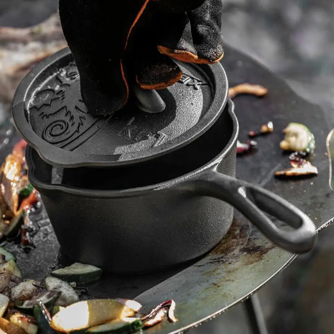 Cast Iron Saucepan with Lid 2L - Image 6