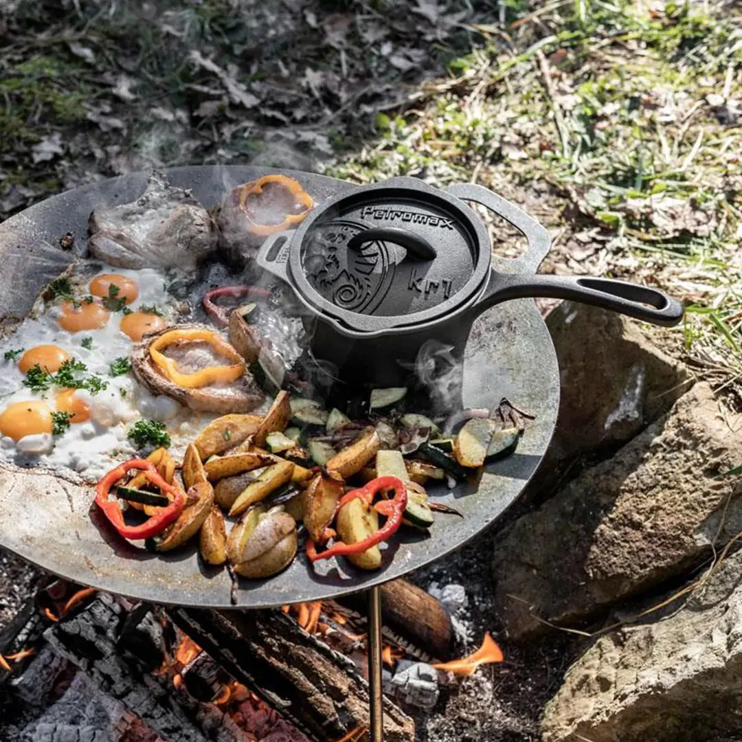 Cast Iron Saucepan with Lid 2L - Image 7