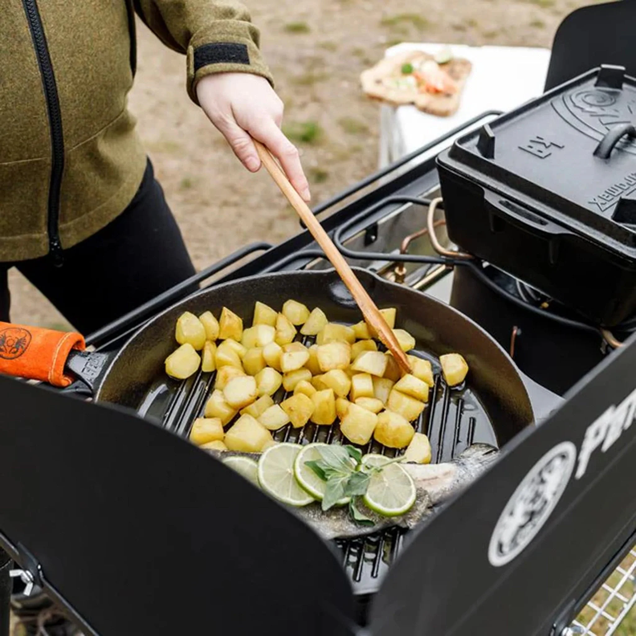 Grill Fire Skillet with two Pan Handles - Image 2