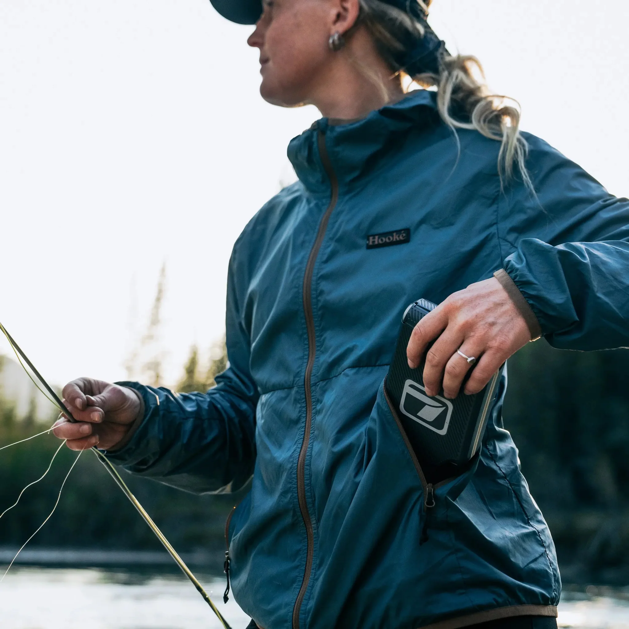 W's Dome Windbreaker Jacket - Image 9