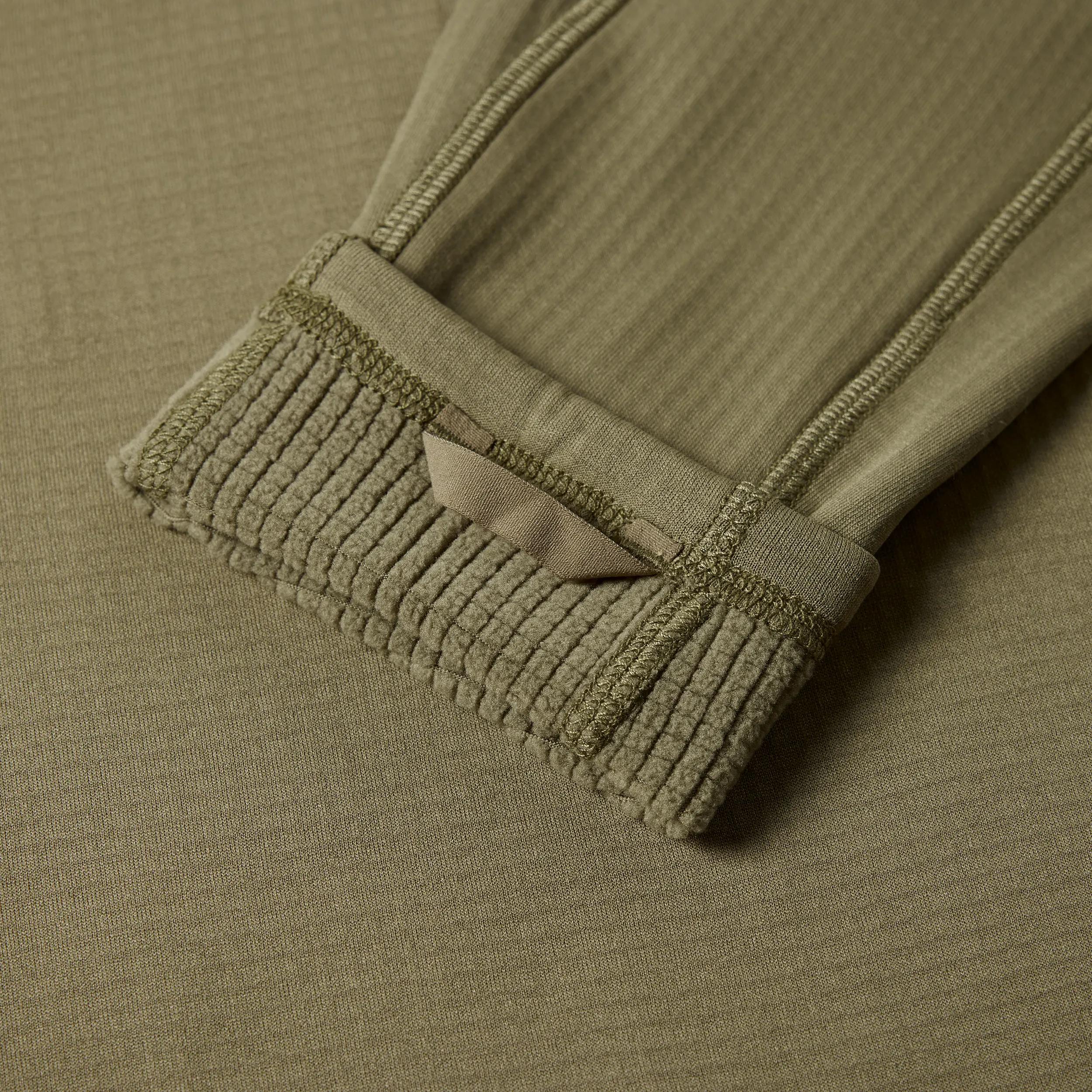 M's Grid Base Layer Crewneck - Image 5