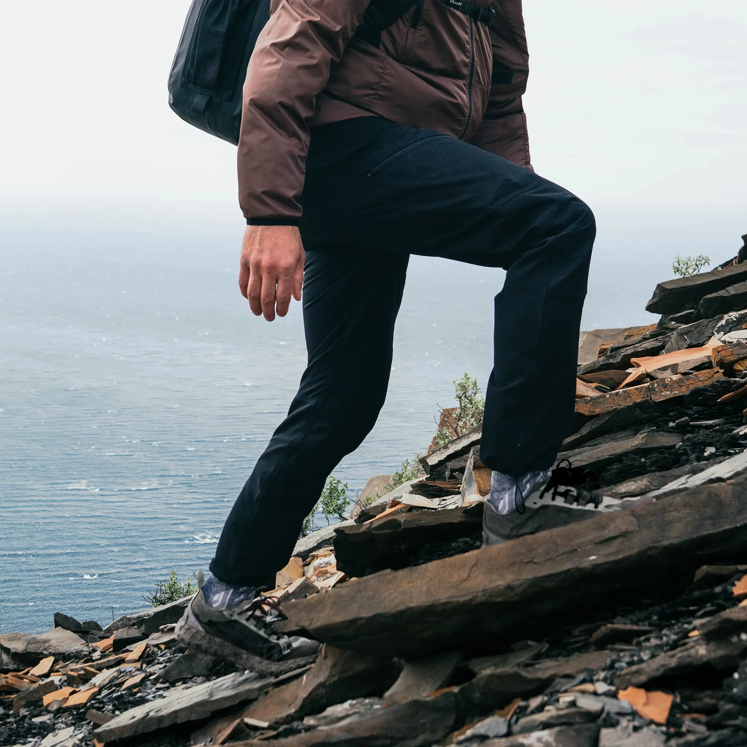 M's Trekking Pants - Image 8