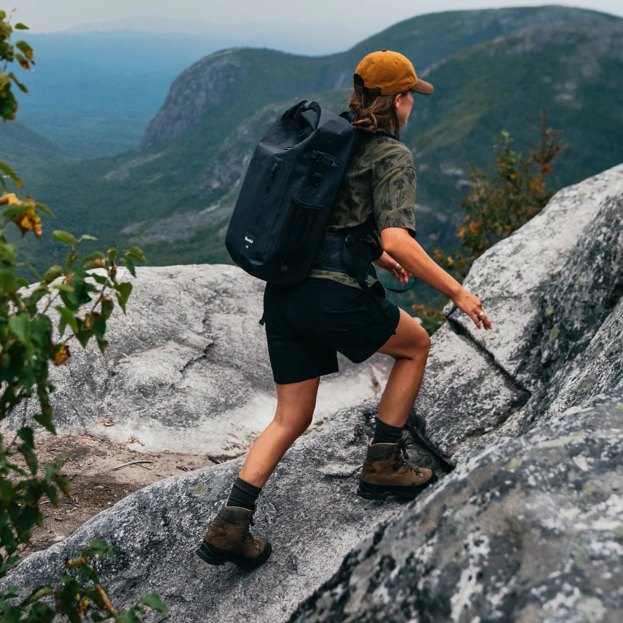 W's Expedition Shorts - Image 4