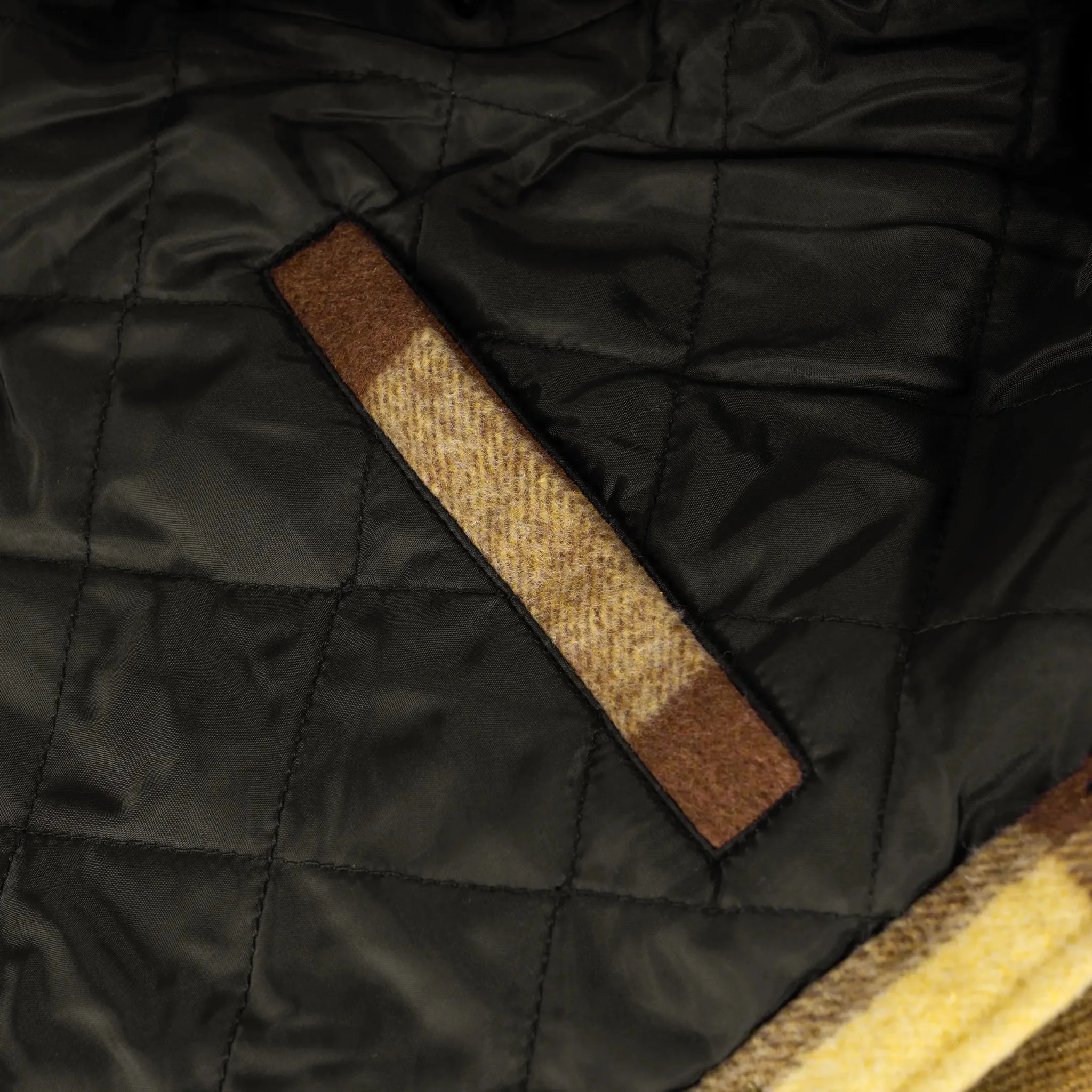 W's Canadian Insulated Shirt - Image 5