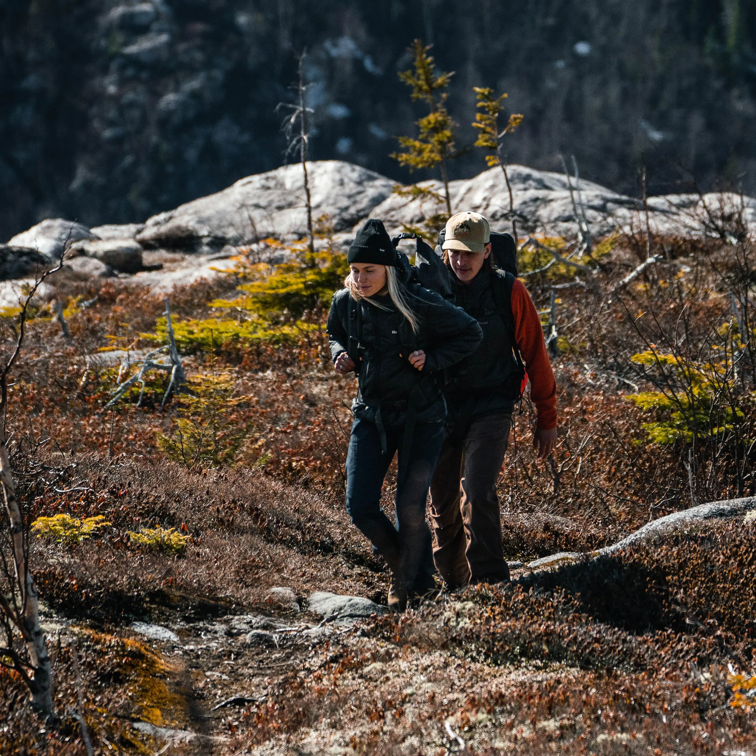 W's Seasonal Lightweight Insulated Hood Jacket - Image 10