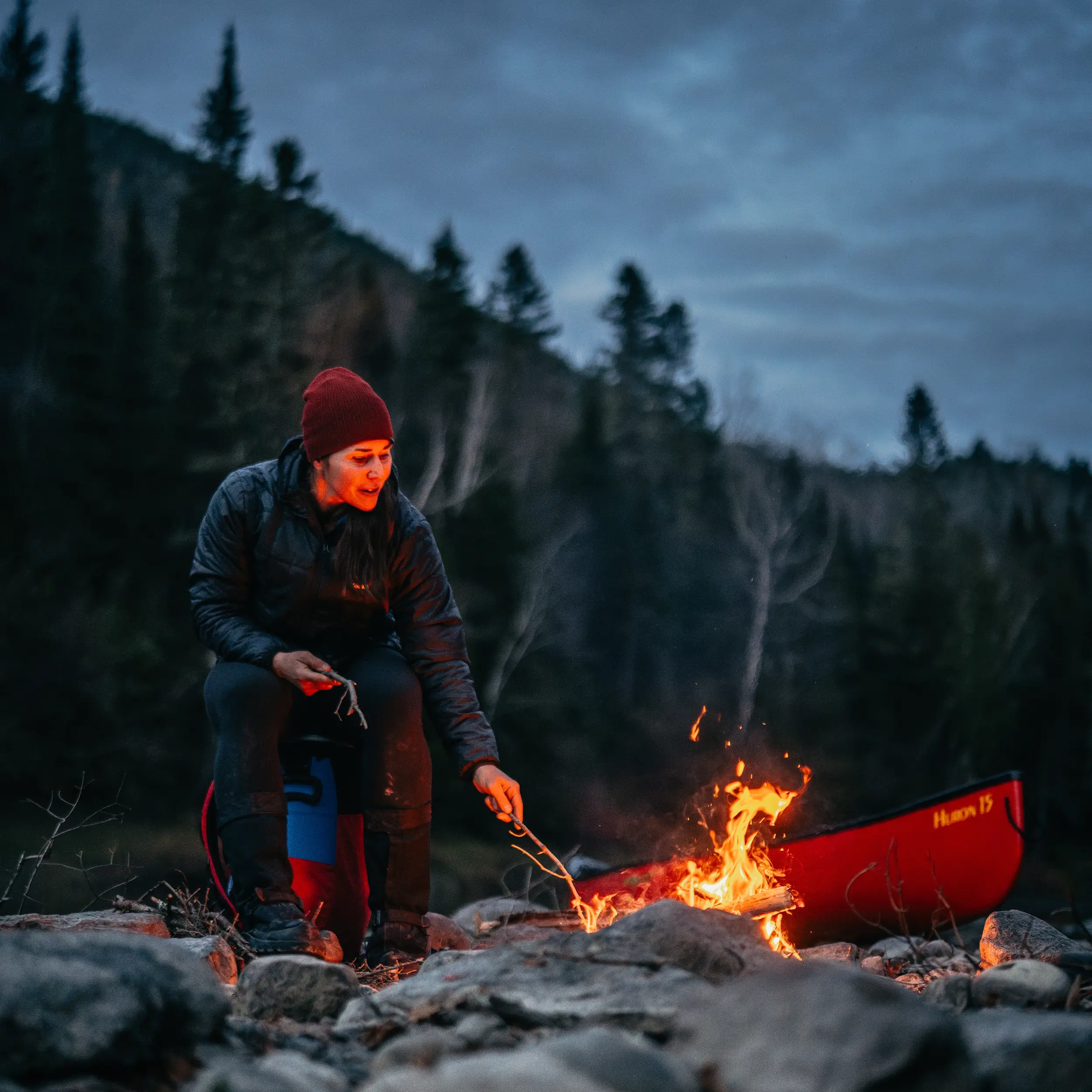 W's Seasonal Lightweight Insulated Hood Jacket - Image 11