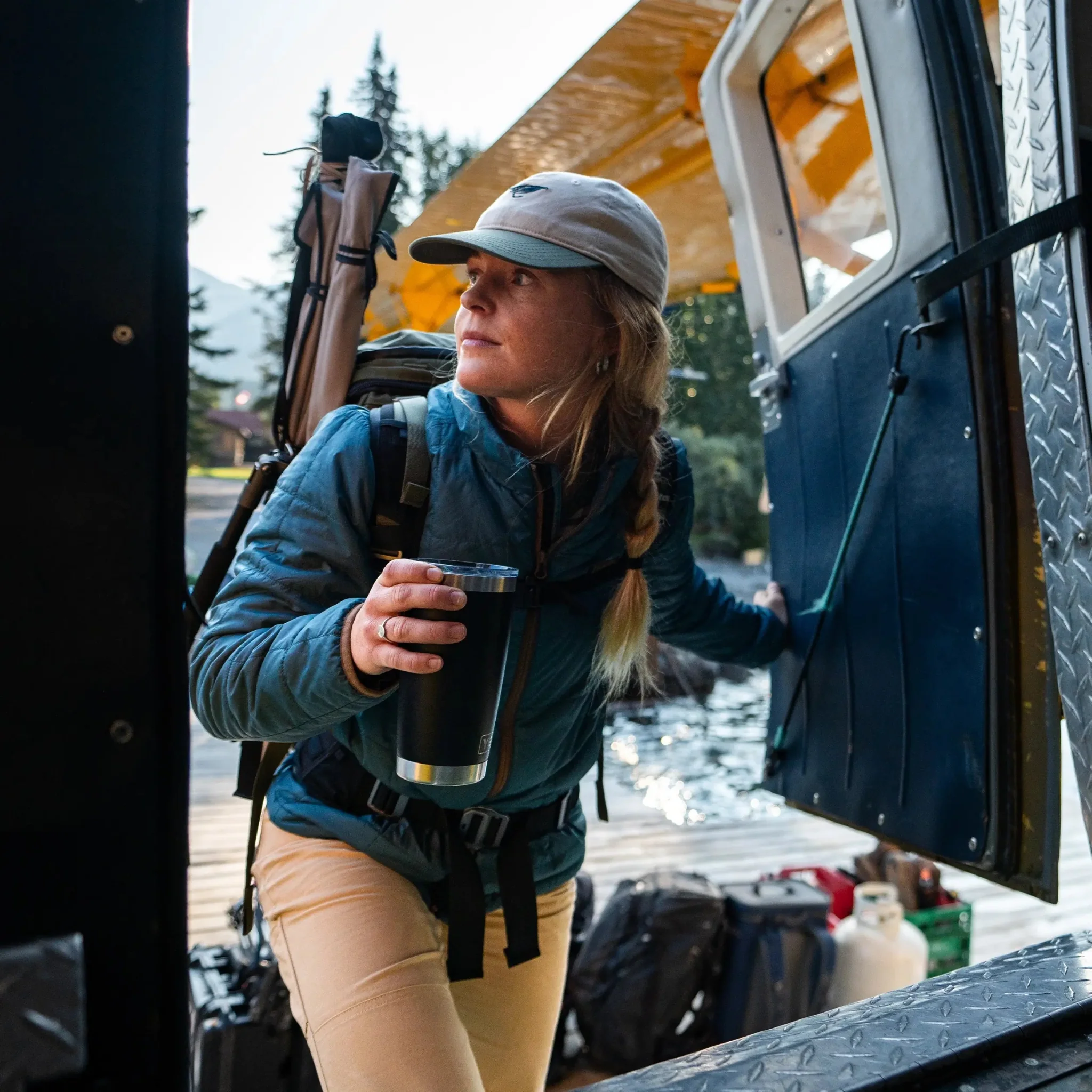 W's Seasonal Lightweight Insulated Jacket - Image 8