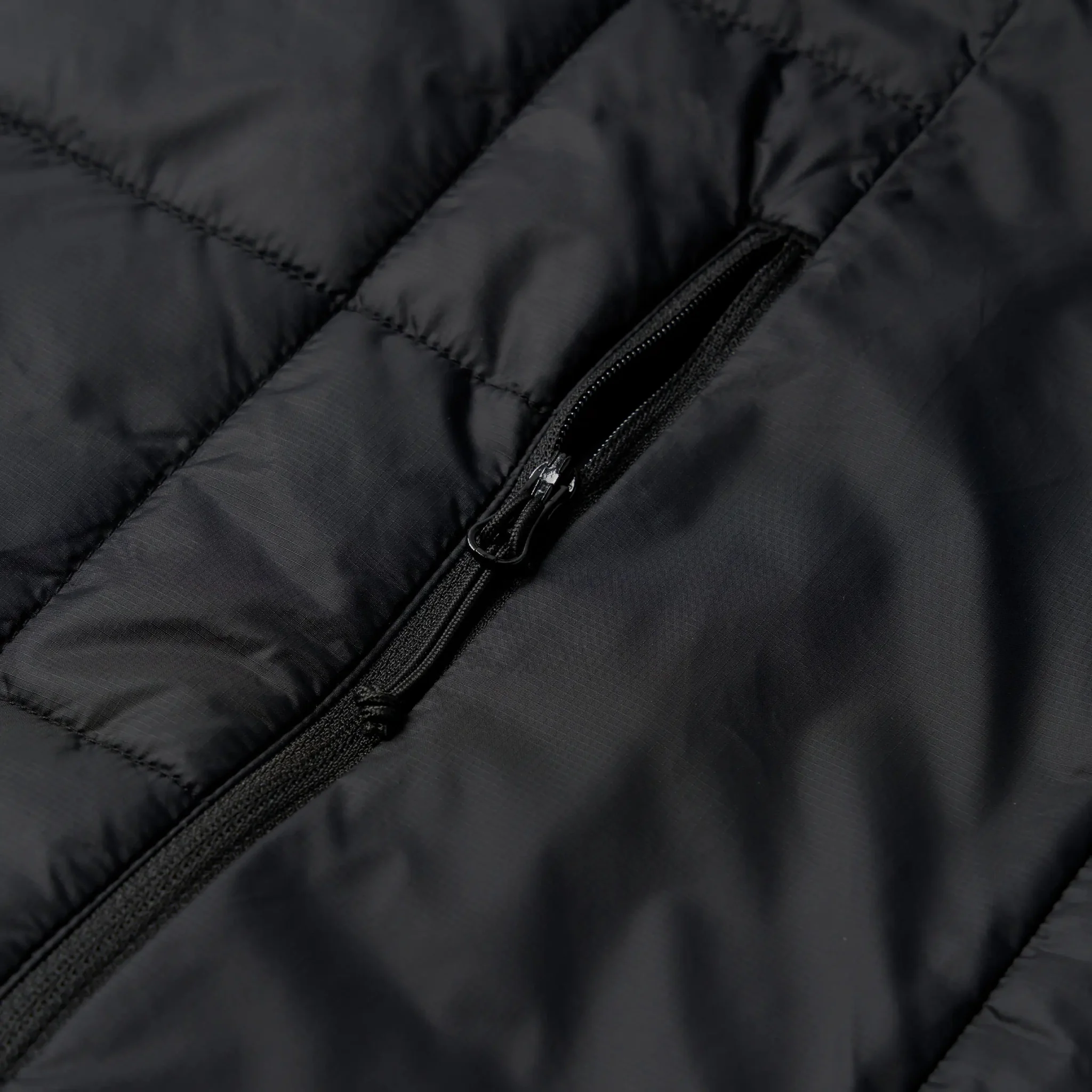W's Seasonal Lightweight Insulated Vest - Image 5