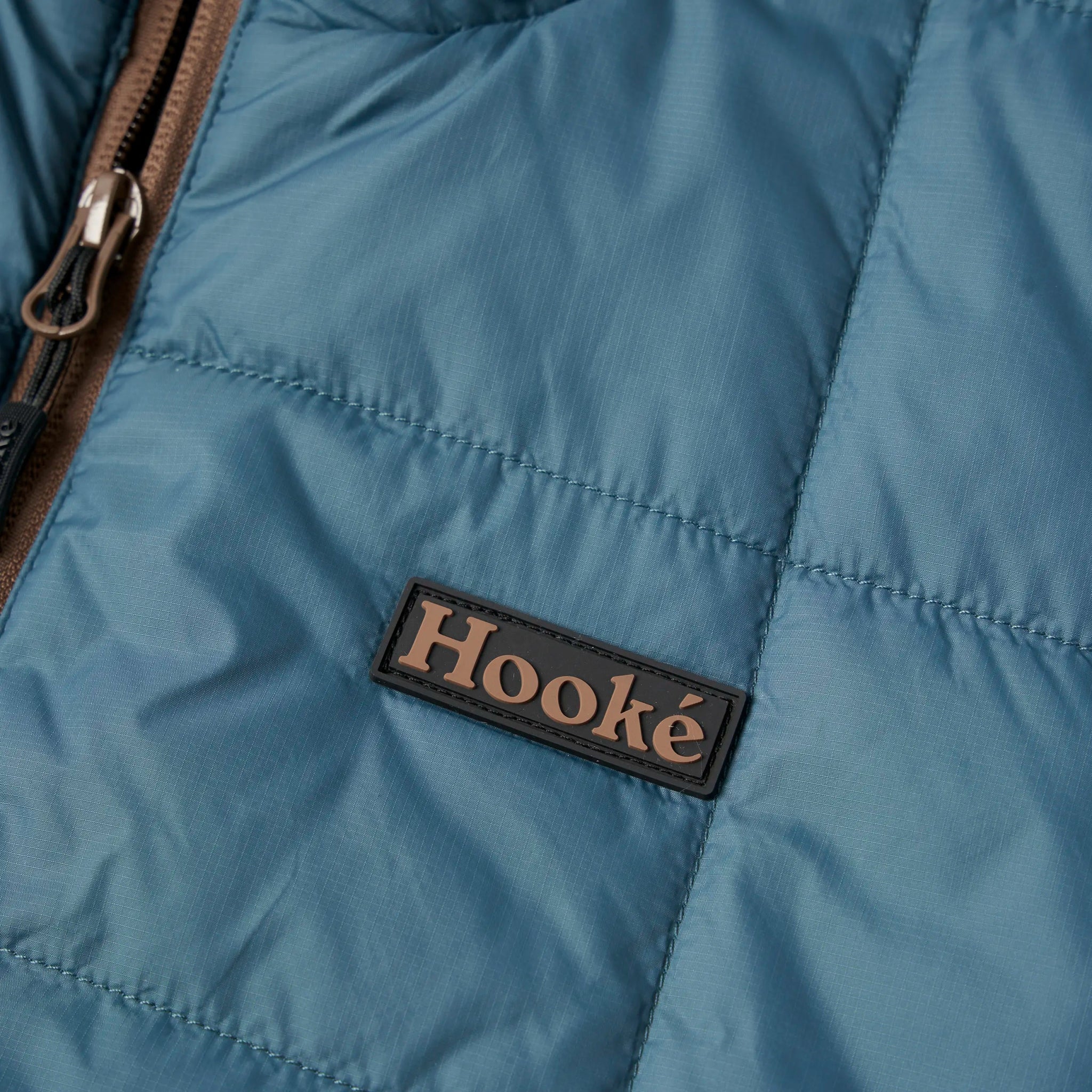 W's Seasonal Lightweight Insulated Vest - Image 5