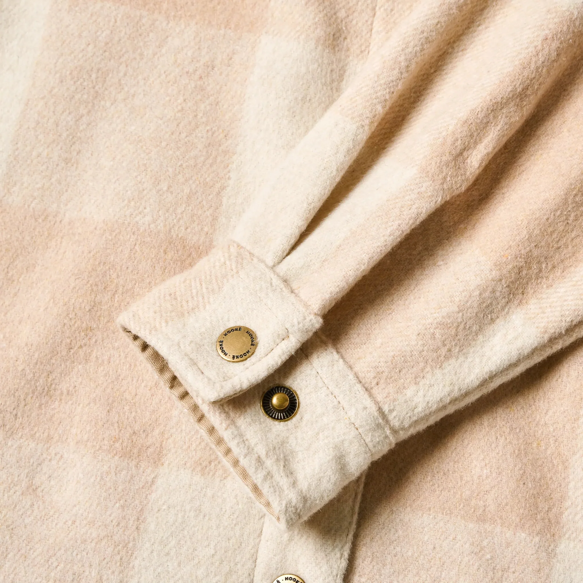 W's Canadian Oversized Shirt - Image 5