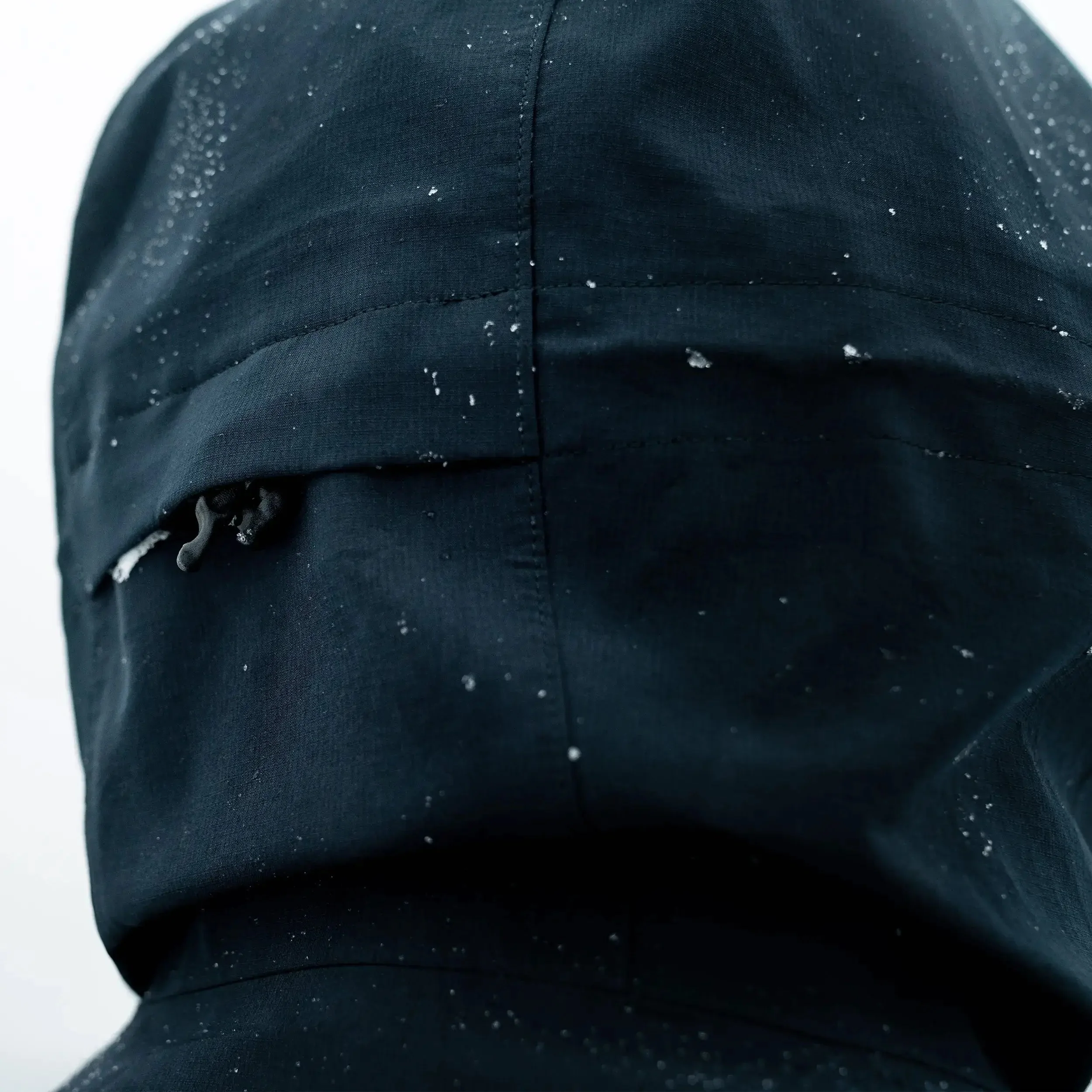 W's Cascapedia Hardshell Jacket - Image 13