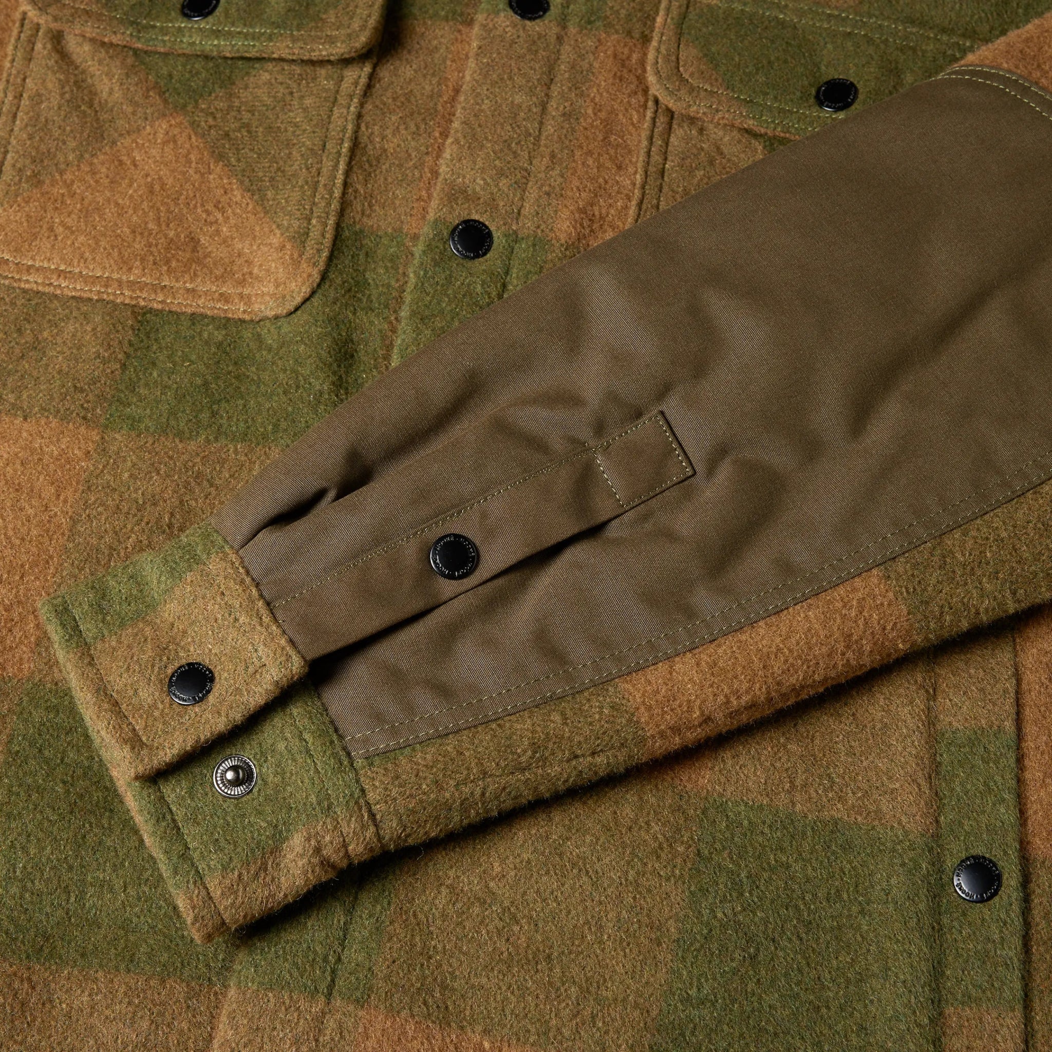 M's Canadian Insulated Shirt - Image 4