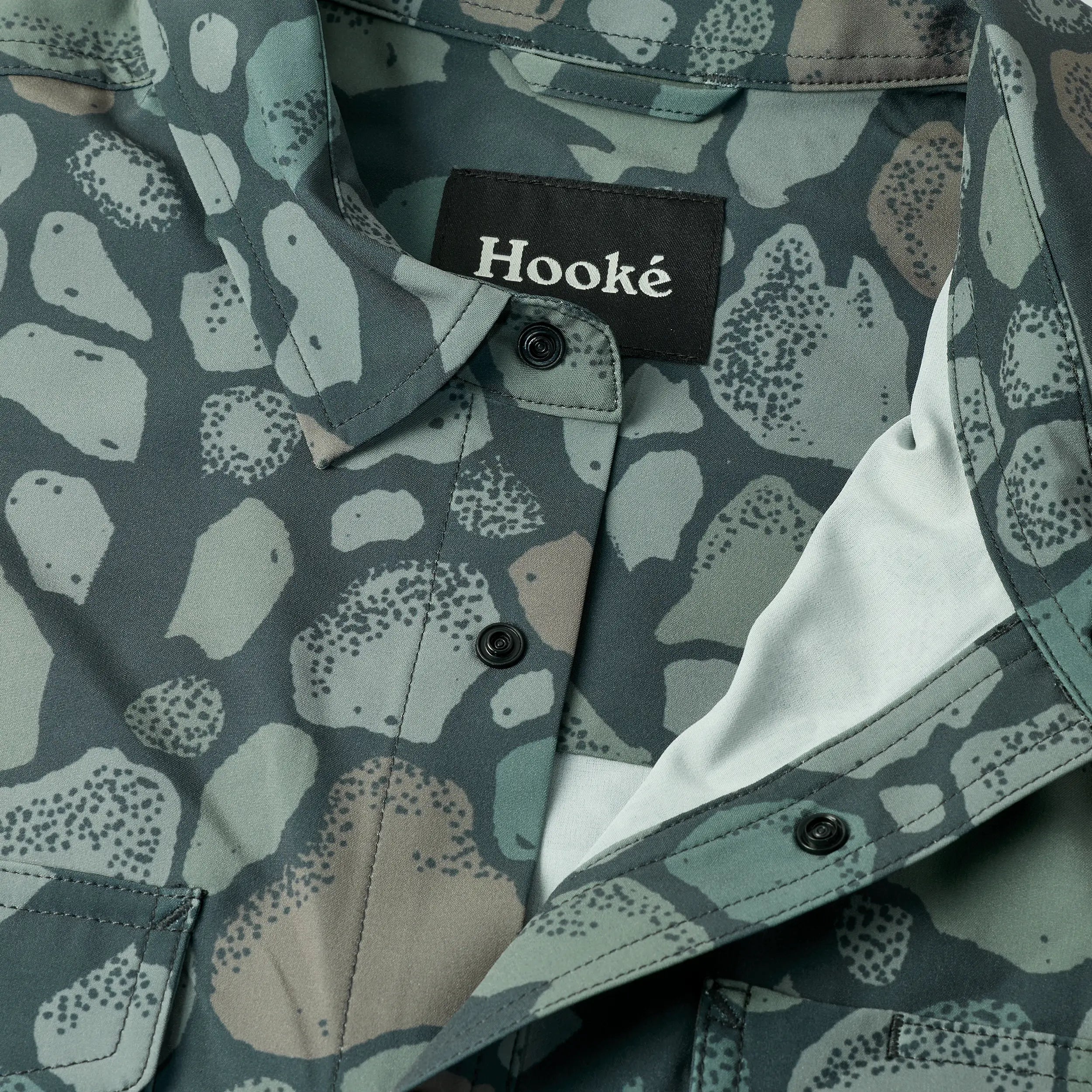 M's River Camo Short Sleeve Shirt - Image 5