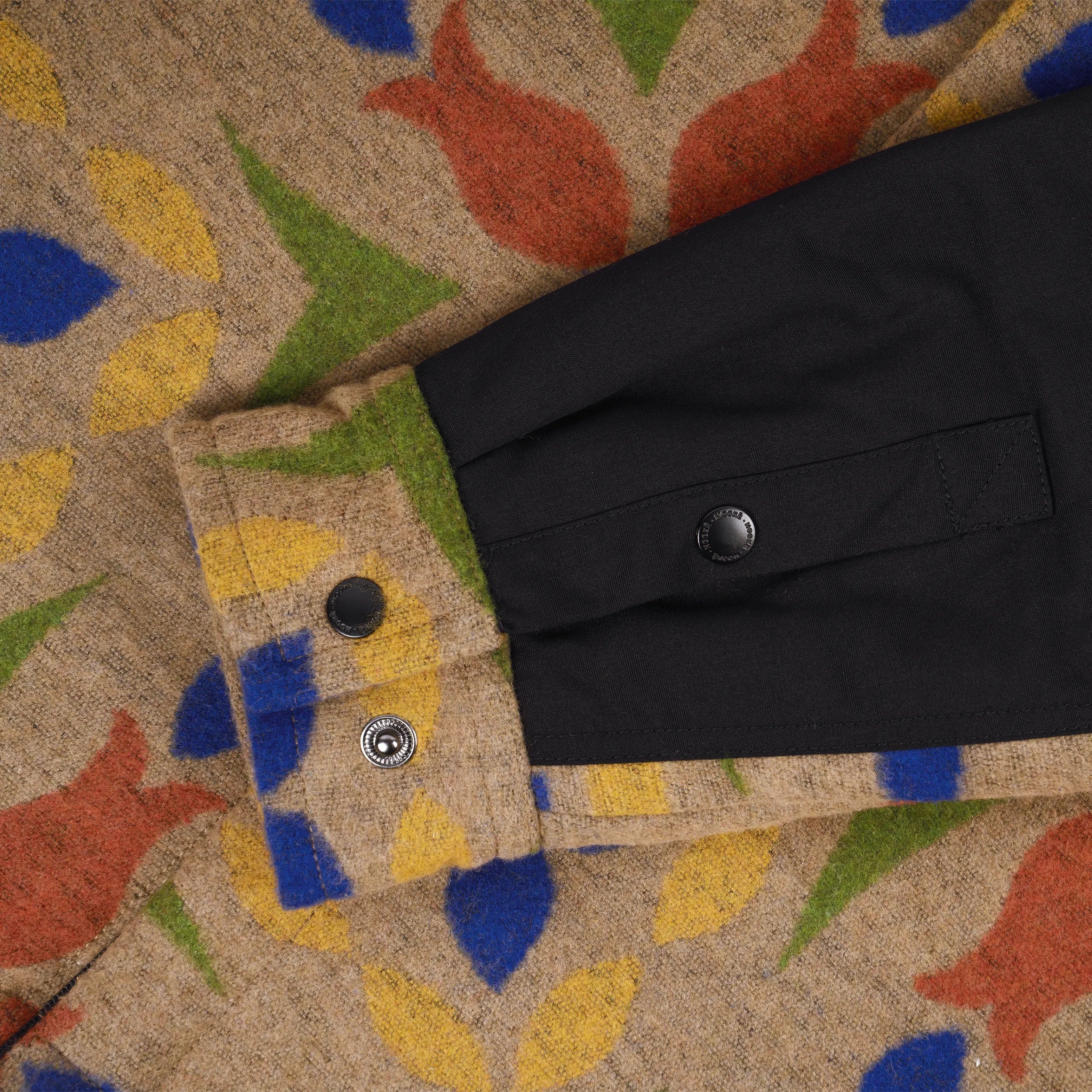 M's Tapiskwan Insulated Shirt - Image 6