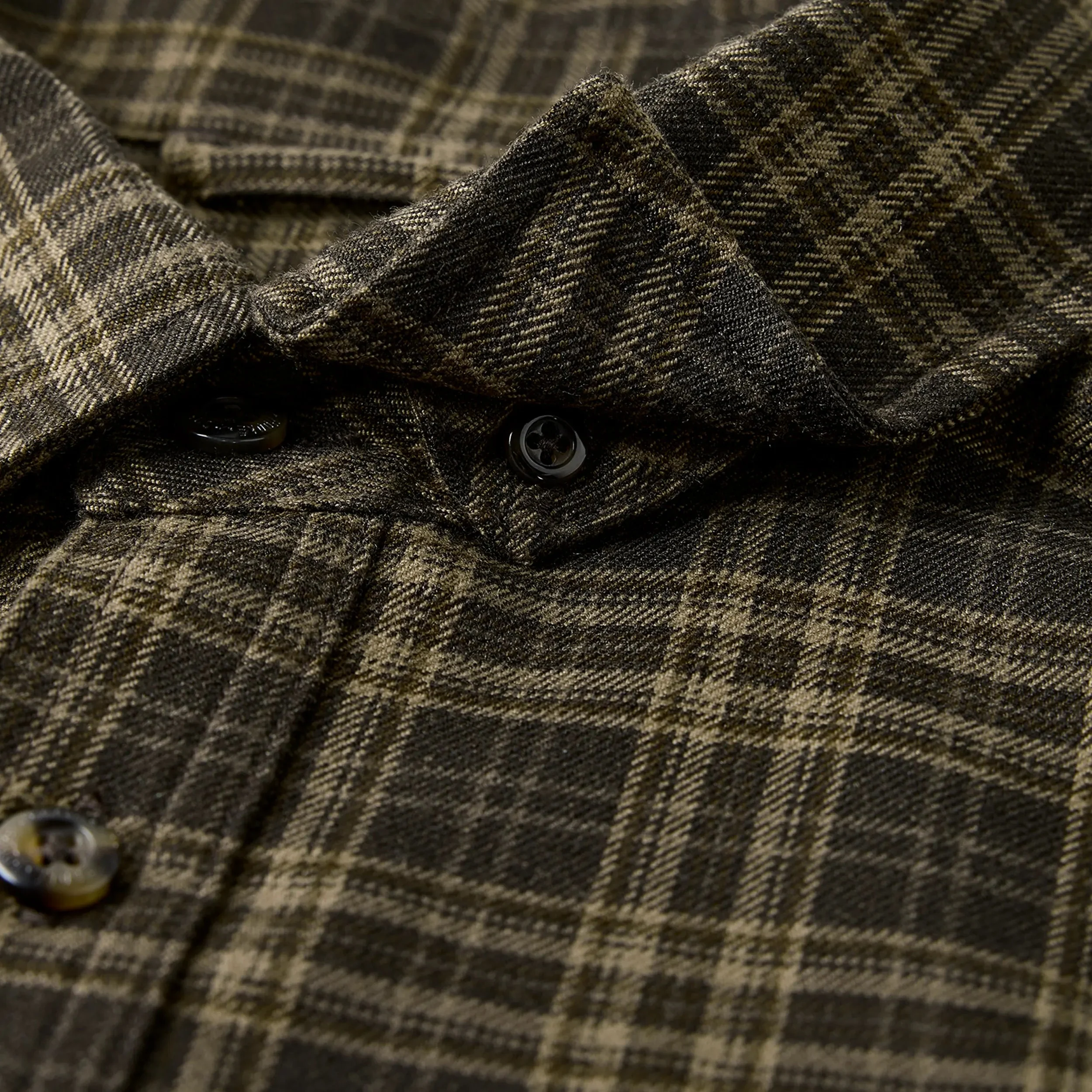 M's Flannel Shirt - Image 6