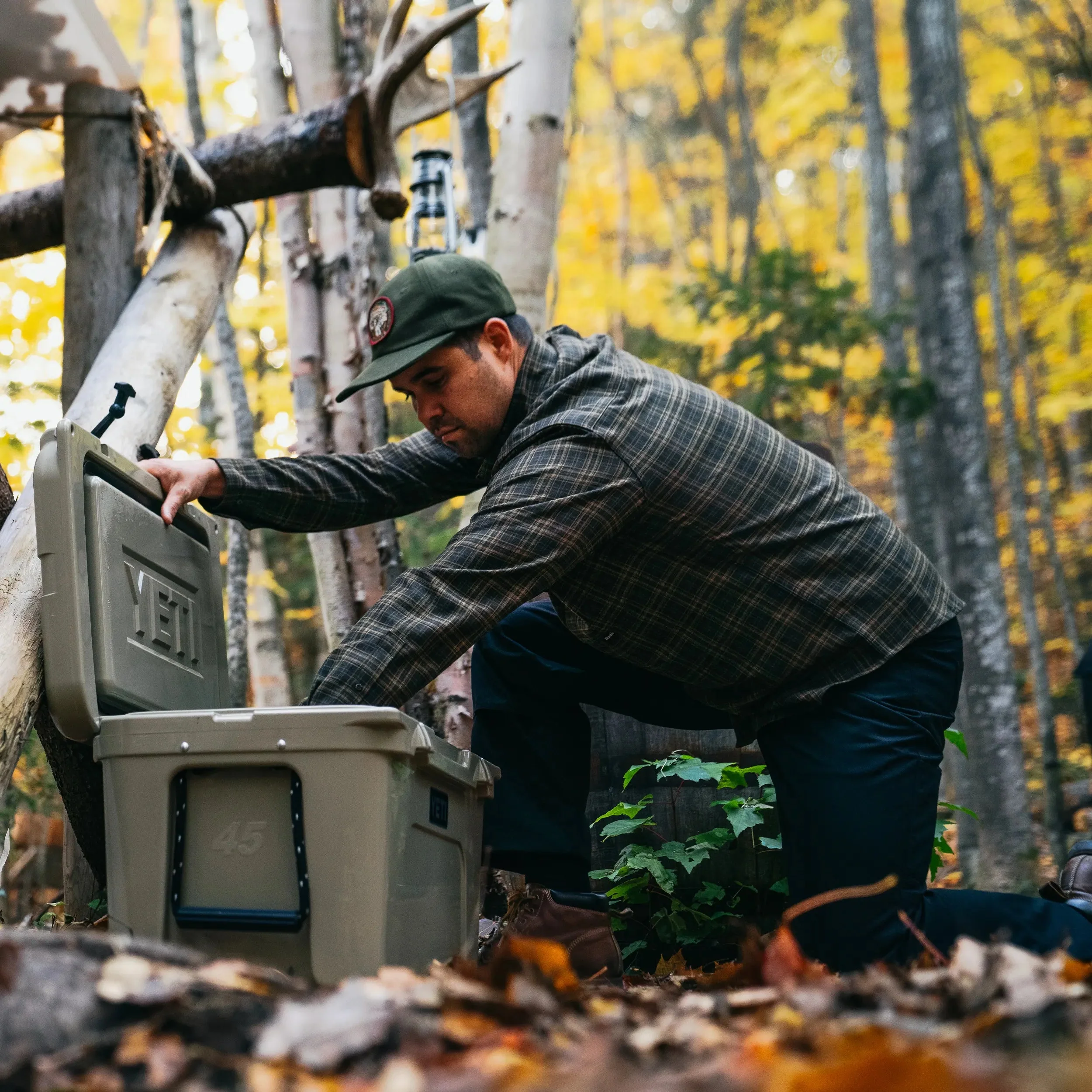 M's Flannel Shirt - Image 8