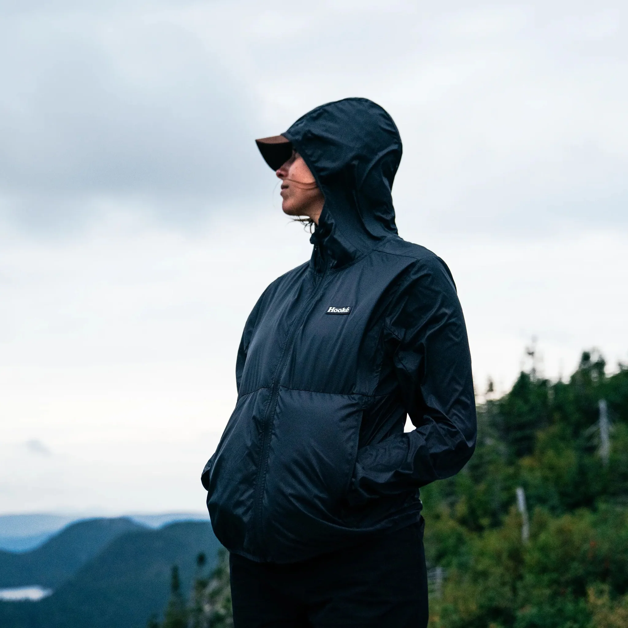 W's Dome Windbreaker Jacket - Image 9