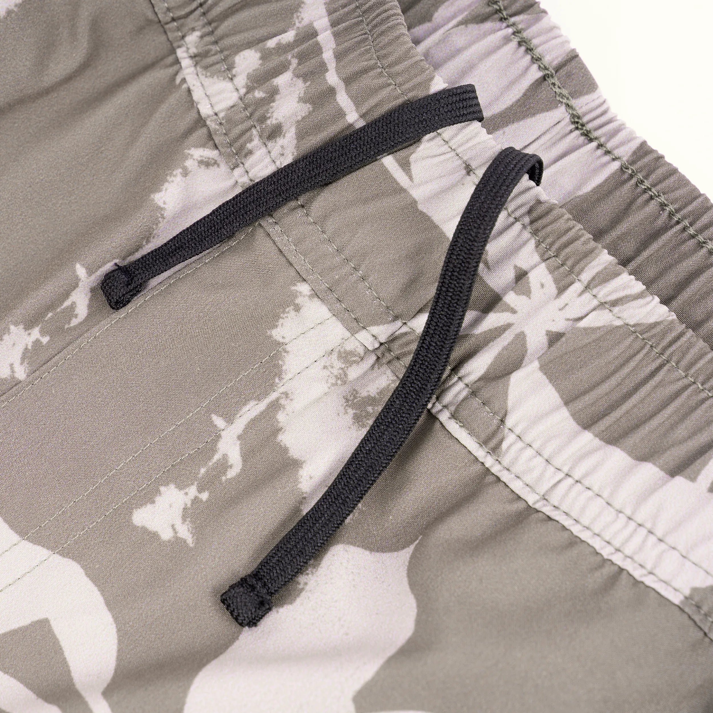 W's River Shorts - Image 4
